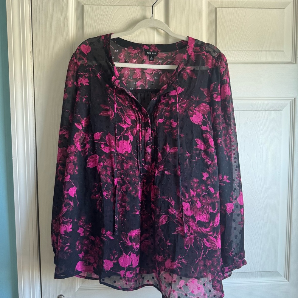 Torrid Black and Pink Floral Blouse